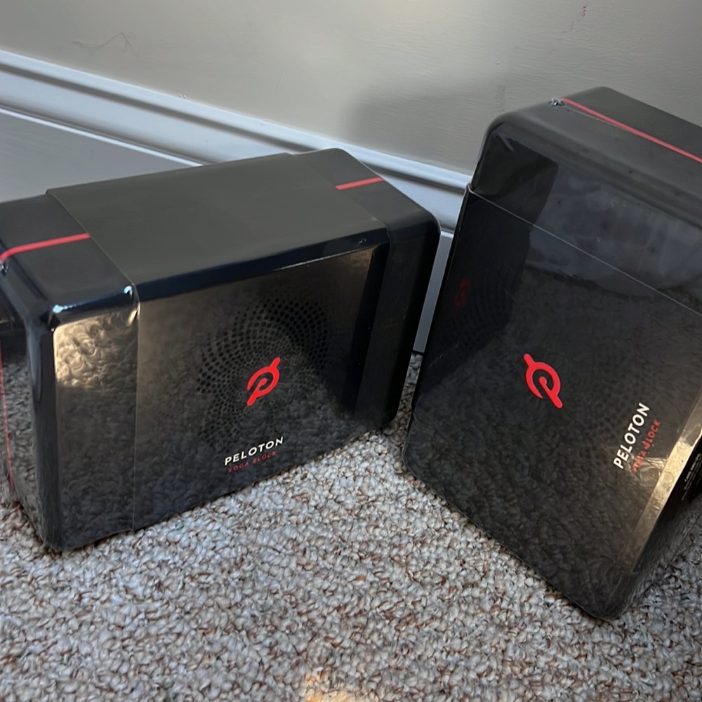 NWT Peloton Yoga Blocks